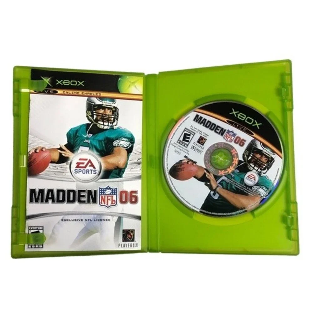 Microsoft Xbox Madden NFL 2006 Complete with Manual